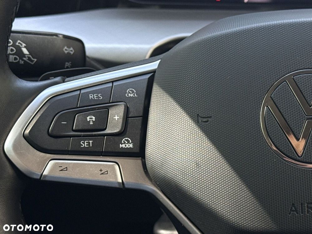 Volkswagen Golf 1.5 eTSI mHEV Life DSG - 19