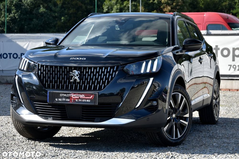 Peugeot 2008 PureTech 130 EAT8 GT - 8
