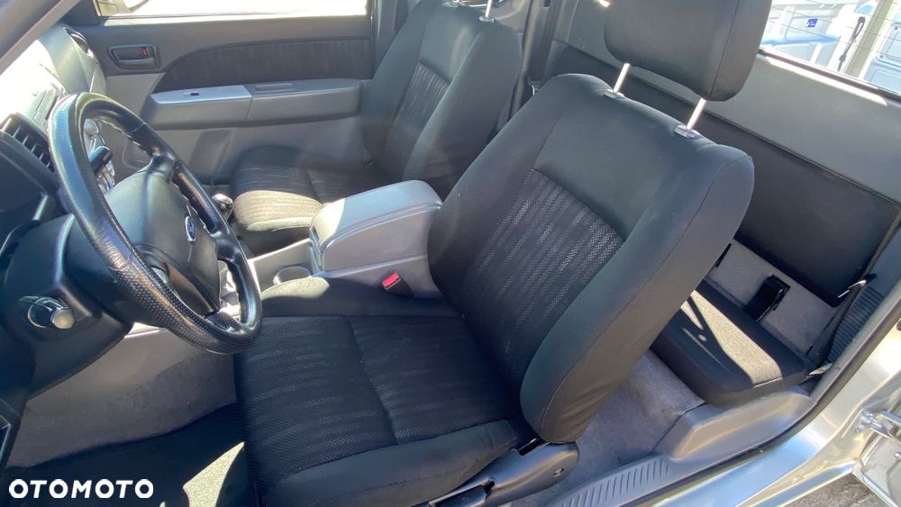 Ford Ranger 2.5 TDCi DC XLT - 38