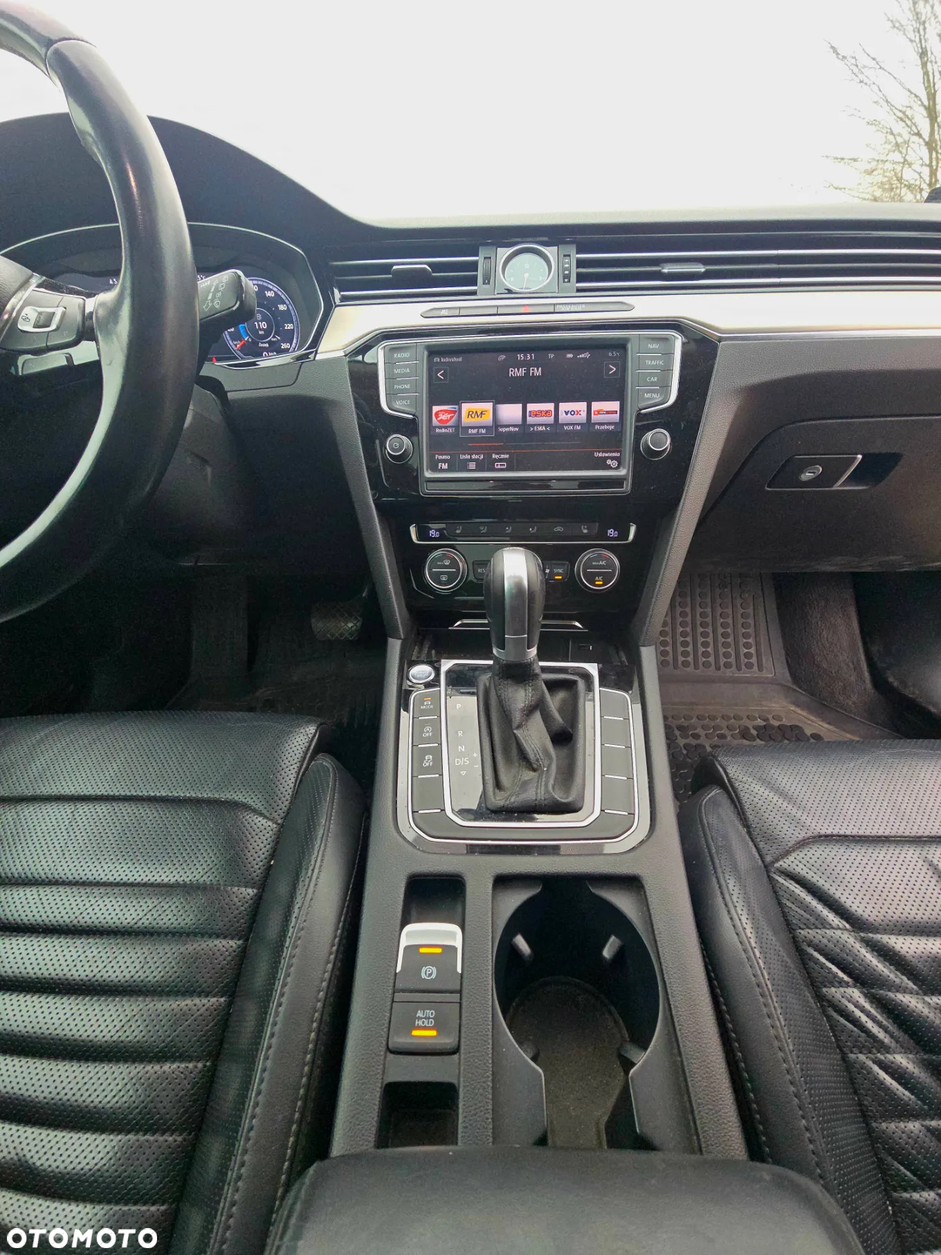 Volkswagen Passat 2.0 TDI Bi-Turbo BMT 4Mot Highline DSG - 17