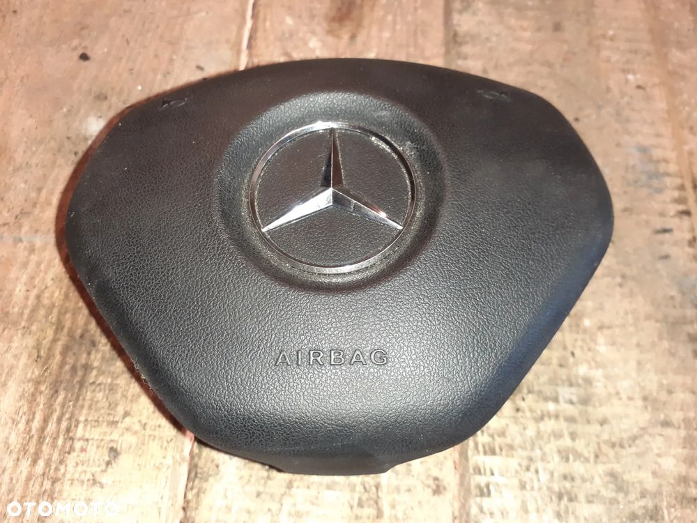 Mercedes W212 W218 W156 W176 Poduszka w Kierownice Kierowcy - 1