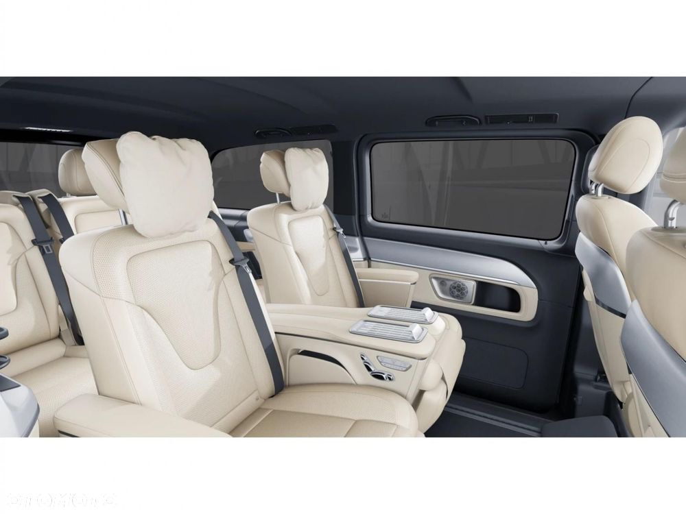 Mercedes-Benz Klasa V - 11