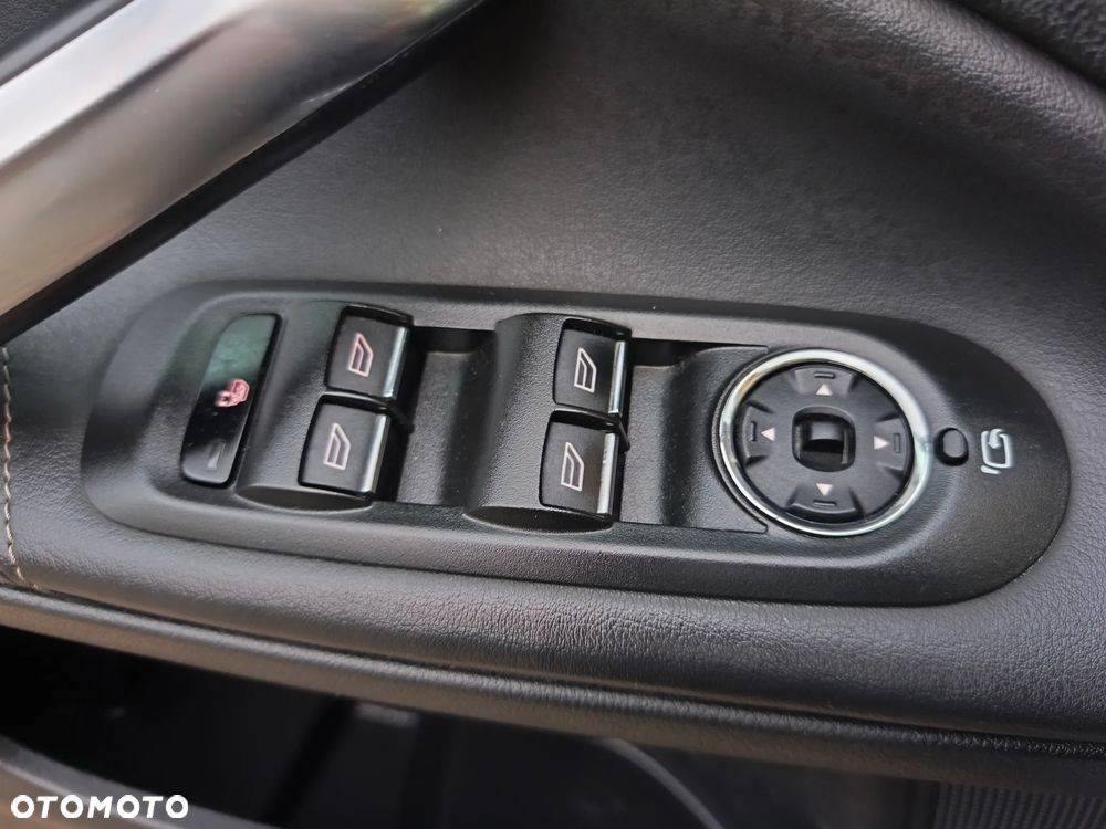 Ford Mondeo 2.0 TDCi Black Magic - 16