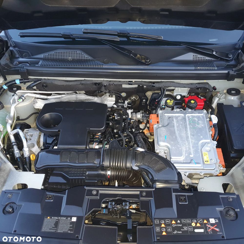 Dacia Duster 1.6 Full Hybrid 140 Journey+ MMT - 18