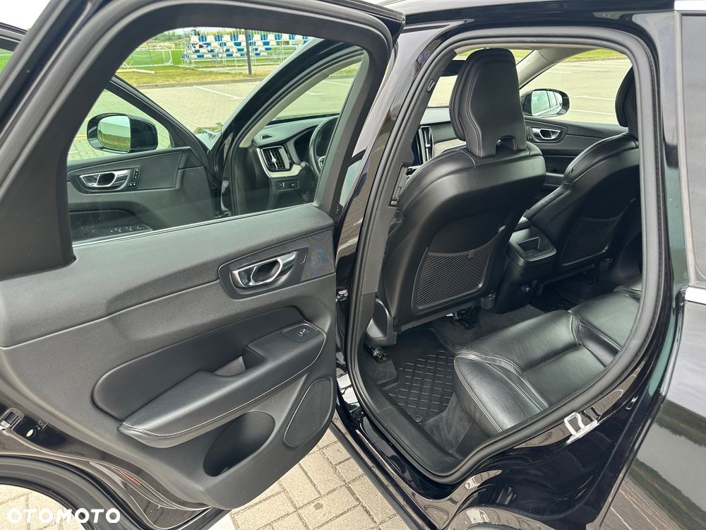 Volvo XC 60 D4 SCR AWD Inscription - 19
