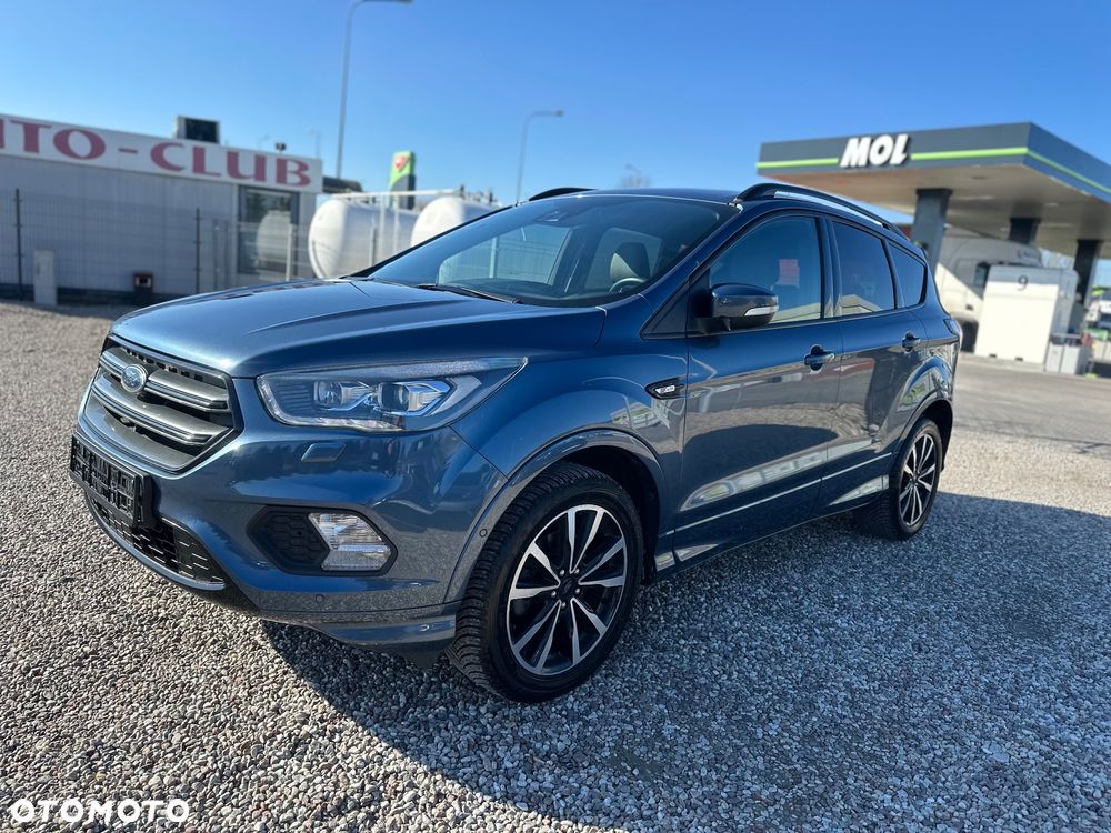 Ford Kuga 1.5 EcoBoost 2x4 ST-Line - 2