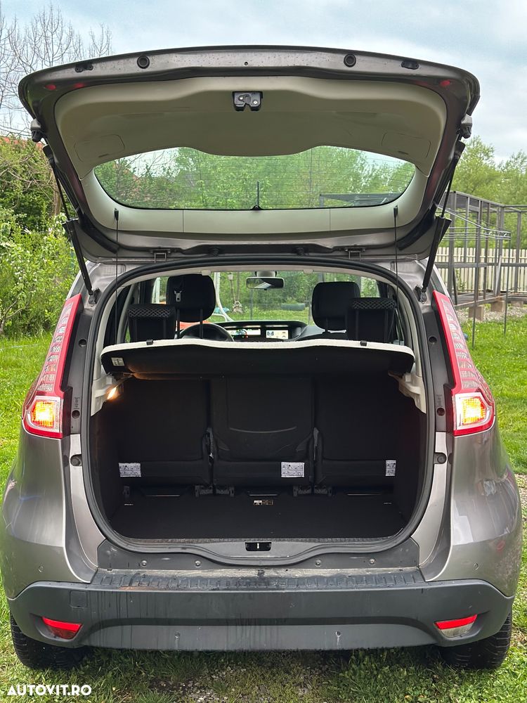 Renault Scenic - 8