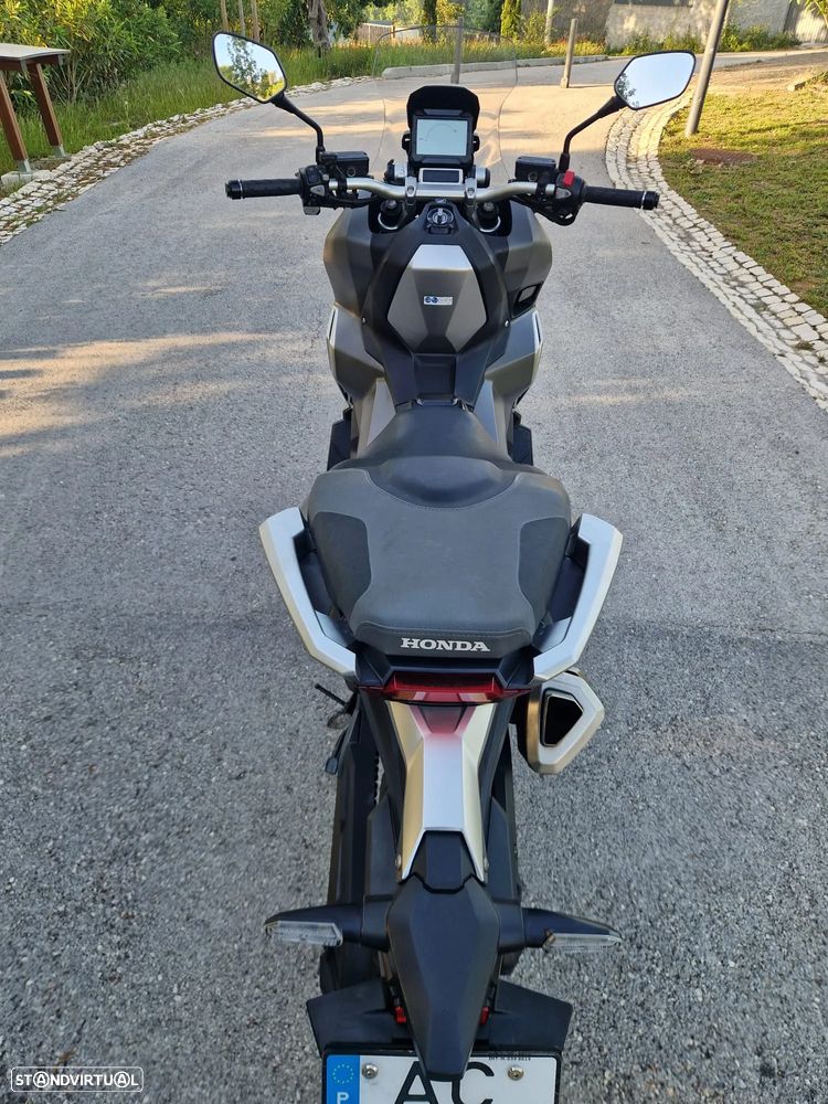 Honda X-ADV 750  Possível Financiamento - 11
