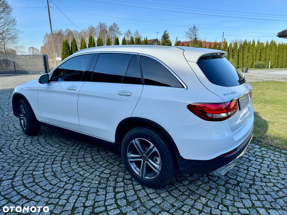 Mercedes-Benz GLC 300 4Matic 9G-TRONIC - 5