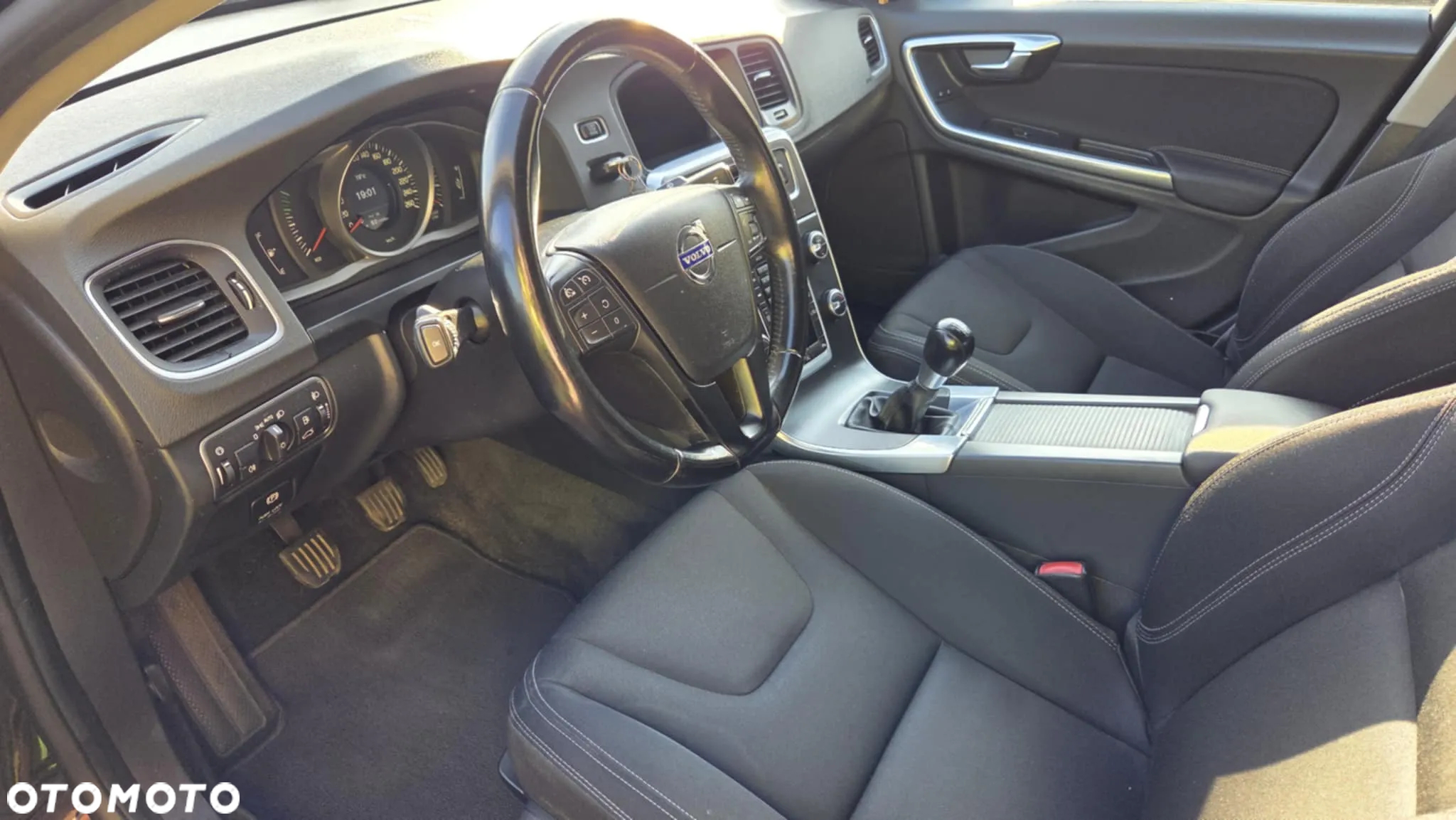 Volvo S60 D2 Momentum - 7
