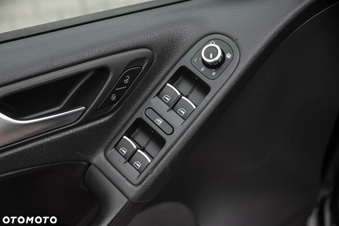 Volkswagen Golf VI 2.0 TSI GTI 35 DSG - 15