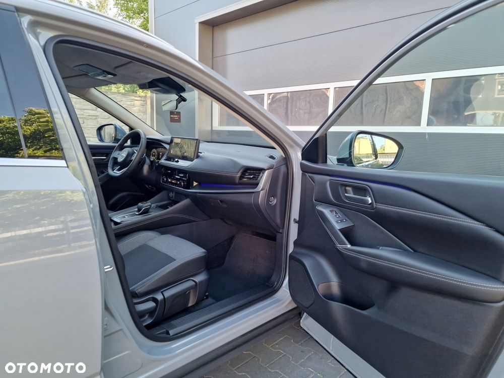 Nissan Qashqai 1.3 DIG-T MHEV Xtronic N-Connecta - 23