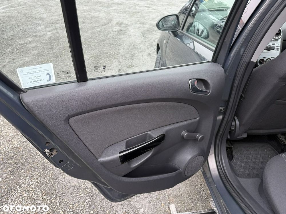 Opel Corsa - 11