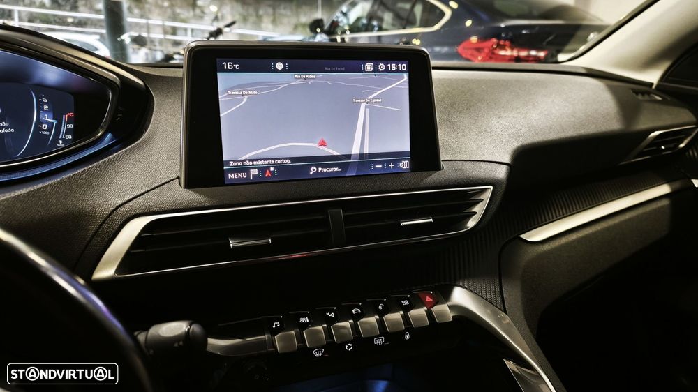 Peugeot 3008 1.6 BlueHDi Style EAT6 - 29