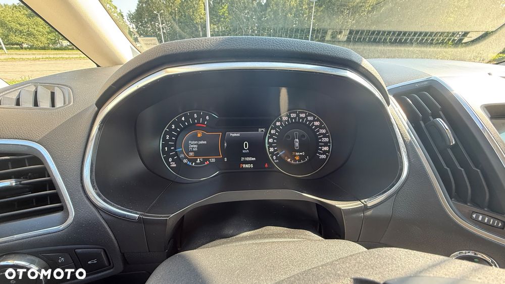 Ford Galaxy - 10