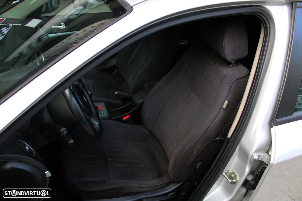 Alfa Romeo 159 1.9 JTDM 16V - 22