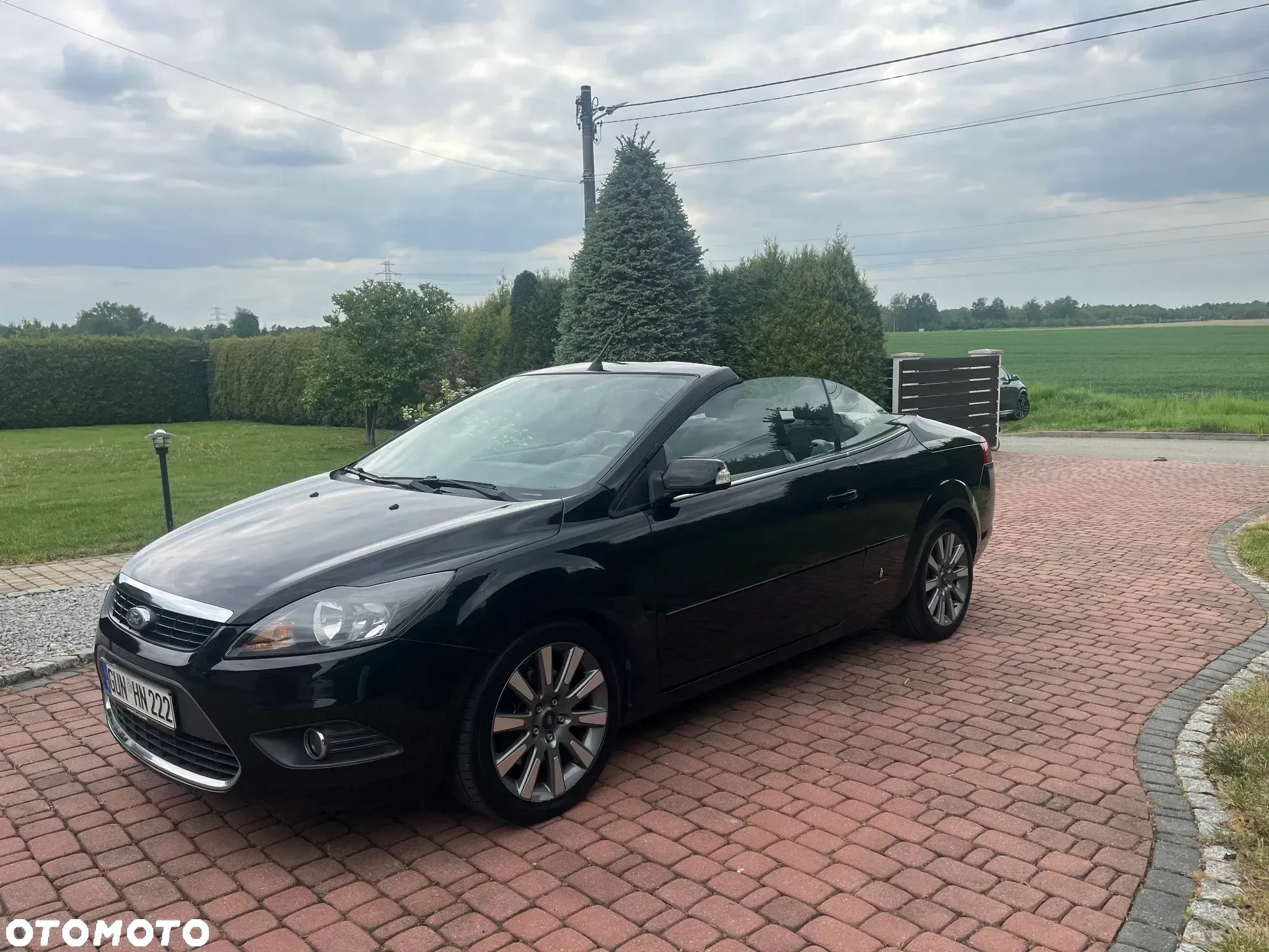 Ford Focus Coupe-Cabriolet 2.0 16V Black Magic - 3