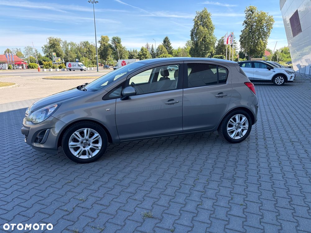 Opel Corsa 1.4 T Cosmo S&S - 9