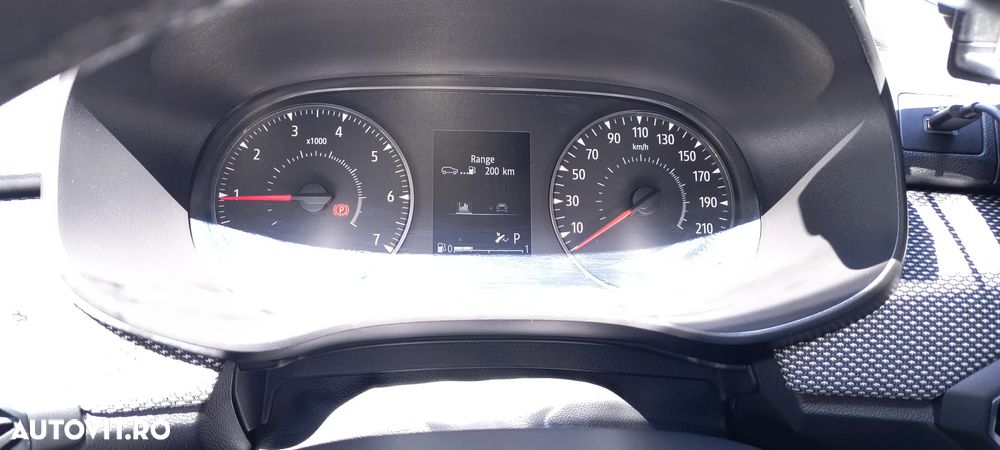 Dacia Logan TCe 90 CVT Comfort - 10