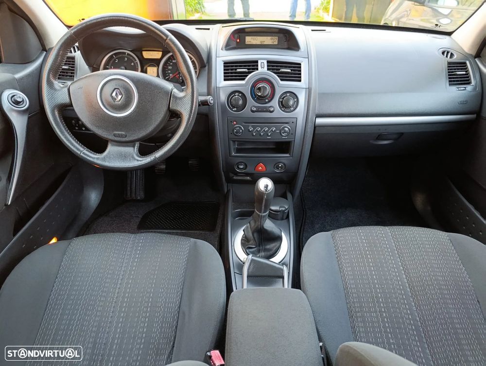 Renault Mégane Break 1.5 dCi Dynamique S - 6