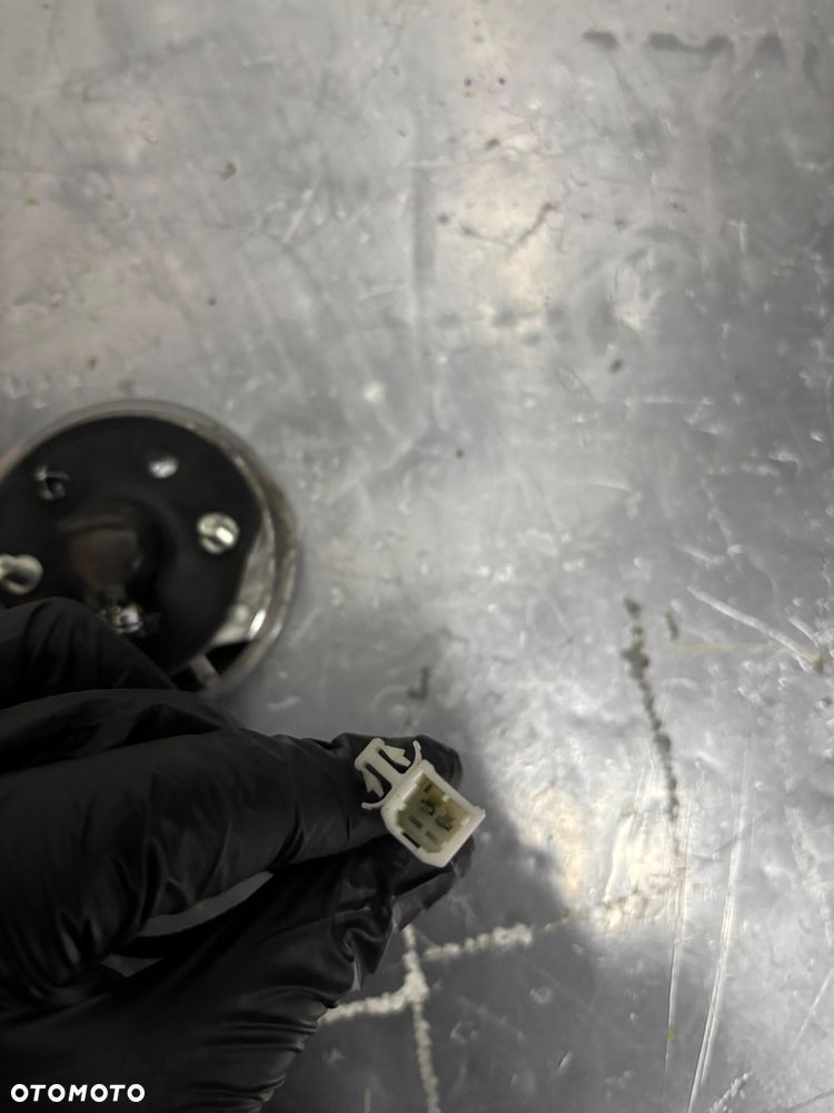 ALFA MITO PRZYCISK MIKROSTYK TYLNEJ KLAPY - 4