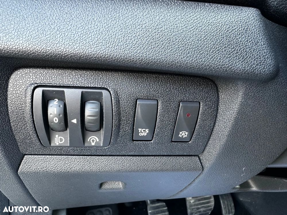 Renault Megane ENERGY TCe 130 LIMITED - 7