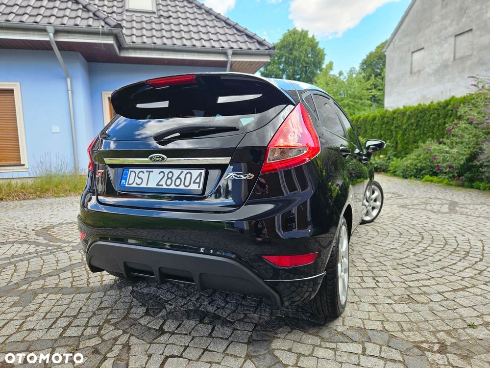 Ford Fiesta 1.25 Titanium X - 5