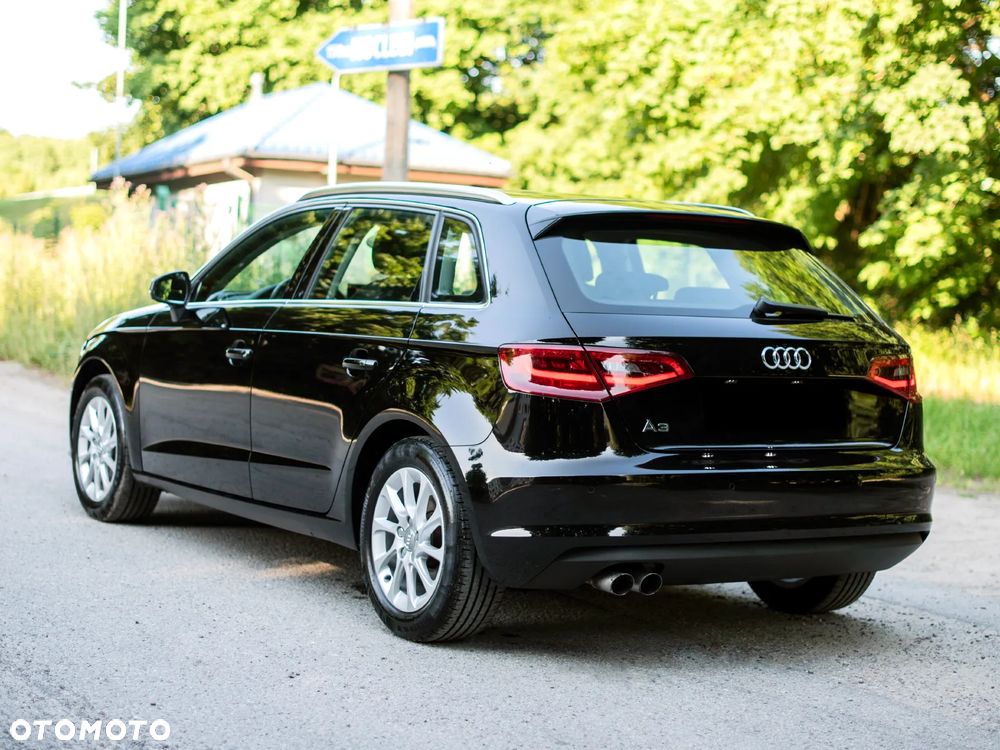Audi A3 Sportback - 12