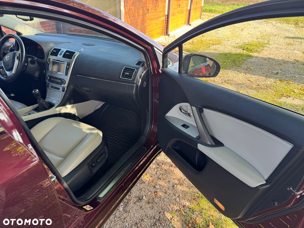 Toyota Avensis 2.2 D-4D Prestige Platinium - 9