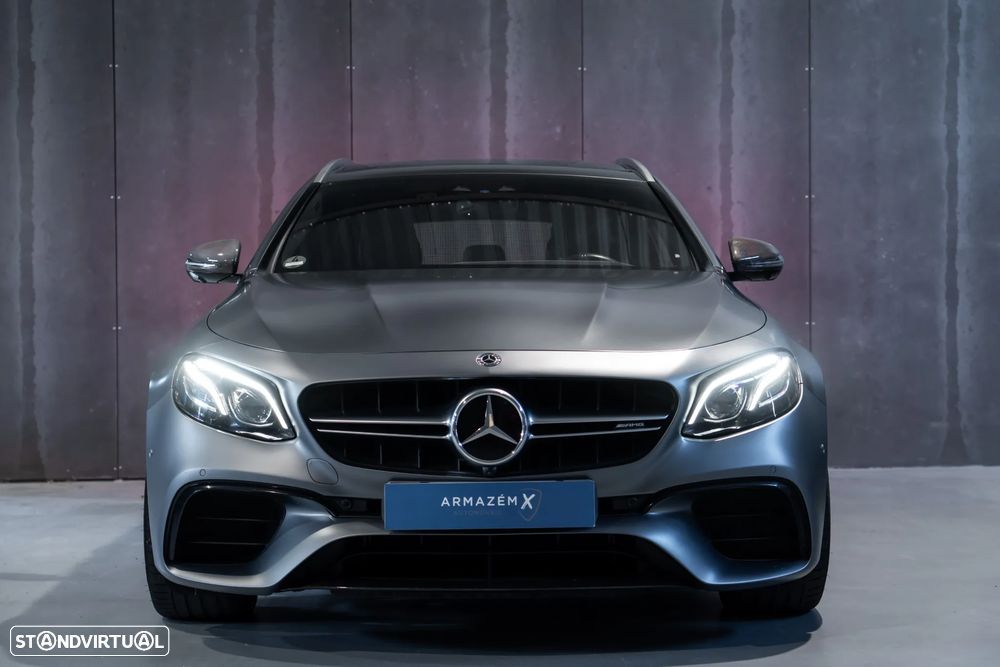 Mercedes-Benz E 63 AMG S 4Matic+ 9G-TRONIC - 4