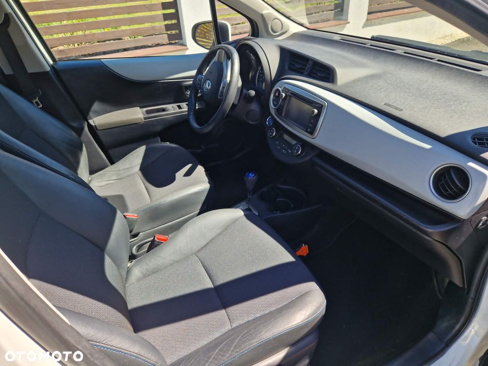 Toyota Yaris 1.5 VVT-i Life - 8