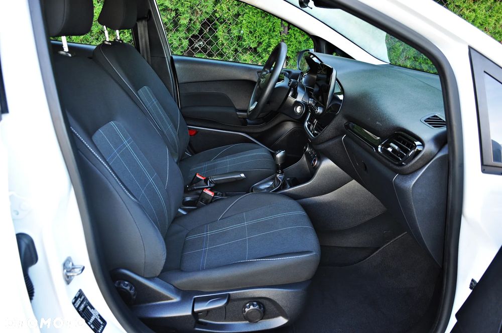 Ford Fiesta 1.0 EcoBoost S&S COOL&CONNECT - 19