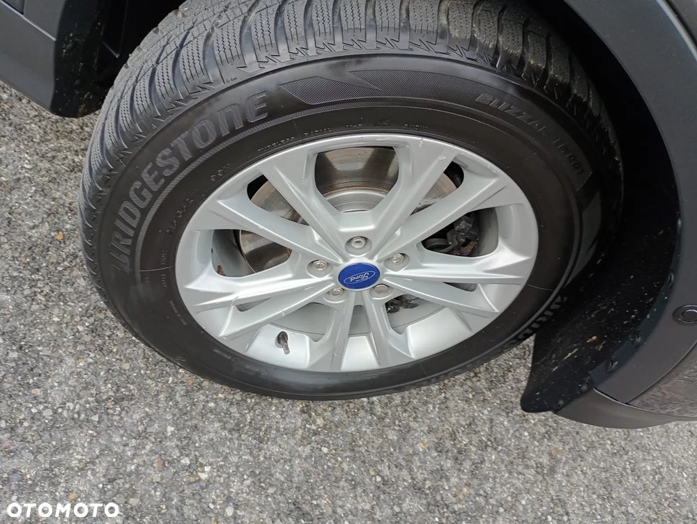 Ford Kuga 2.0 TDCi 4x4 Titanium - 37