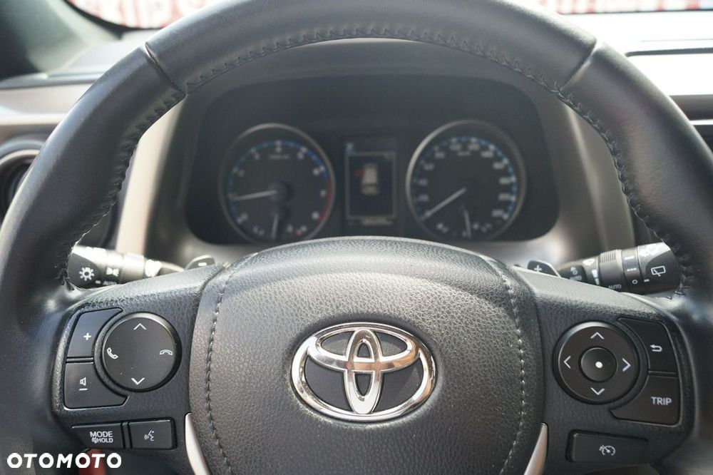 Toyota RAV4 - 24