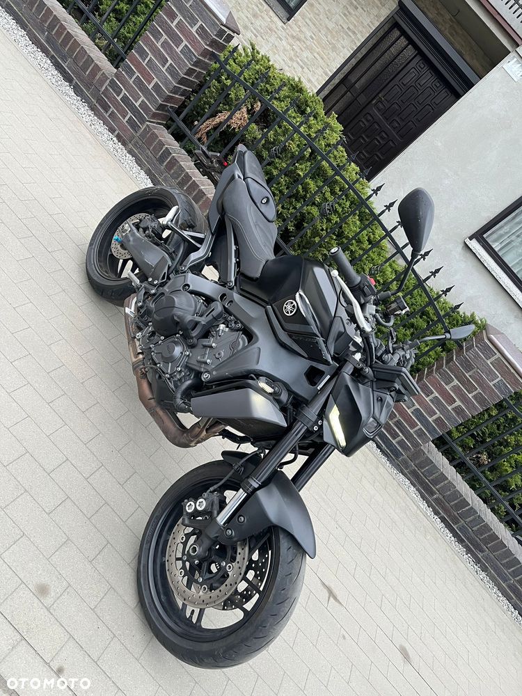 Yamaha MT - 21
