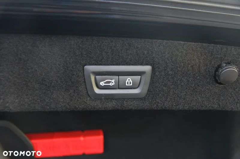 BMW Seria 7 750d xDrive - 12