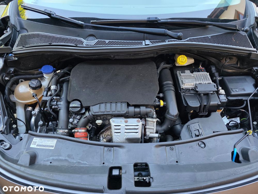 Peugeot 2008 PureTech 110 Stop&Start GT-Line Edition - 17