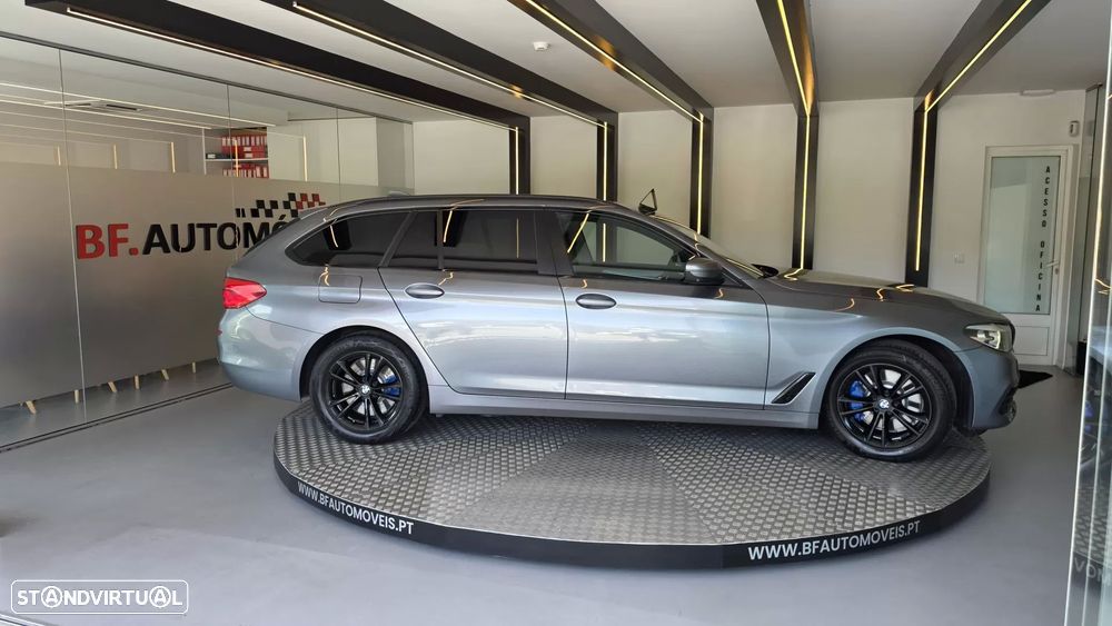 BMW 530 d xDrive Line Luxury Auto - 10