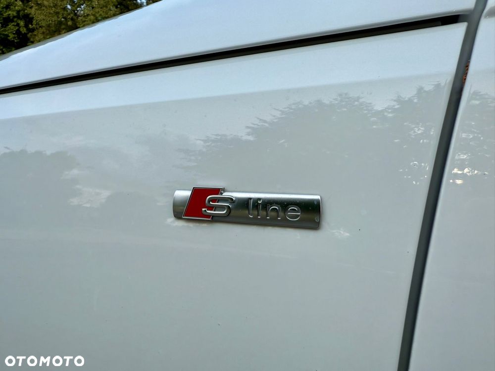 Audi A4 Avant 35 TDI S tronic S line - 9