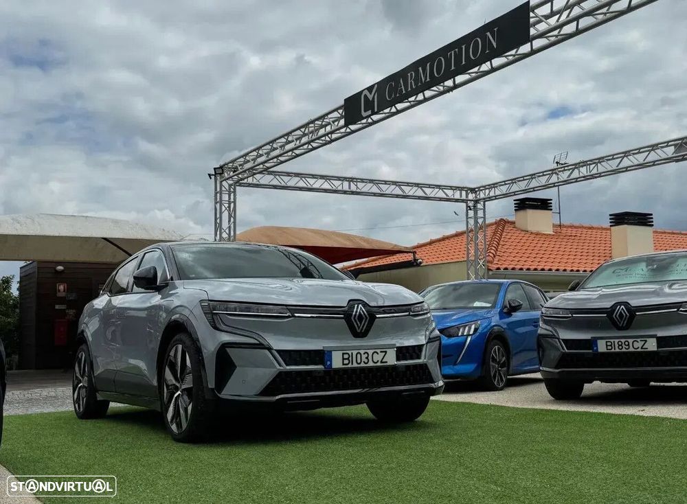 Renault Mégane E-Tech - 19