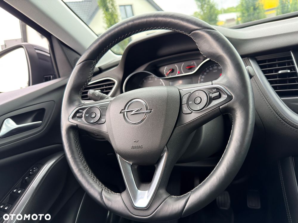 Opel Grandland X 1.2 Start/Stop Business INNOVATION - 28
