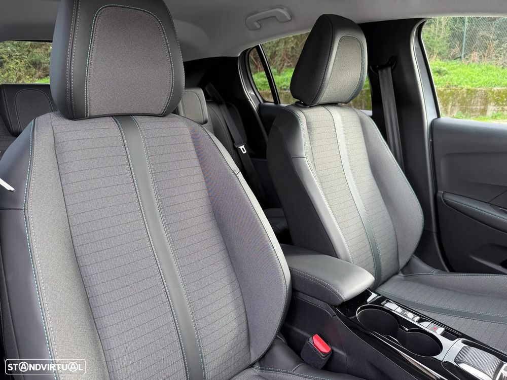Peugeot e-208 50 kWh Allure - 3