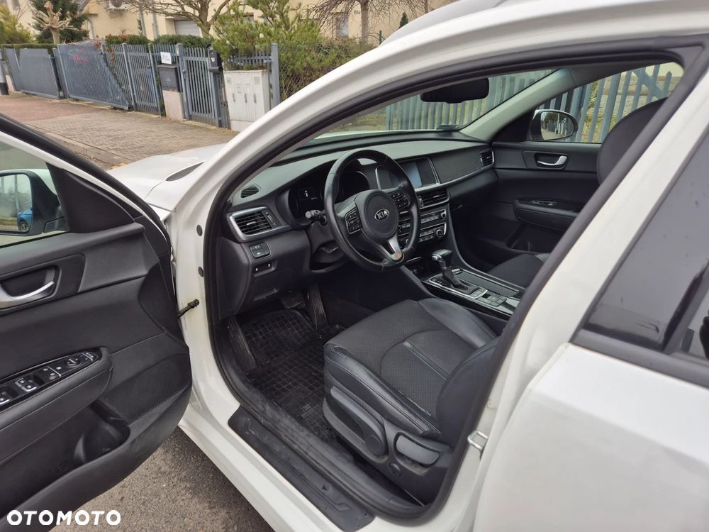Kia Optima 1.7 CRDI L DCT - 22