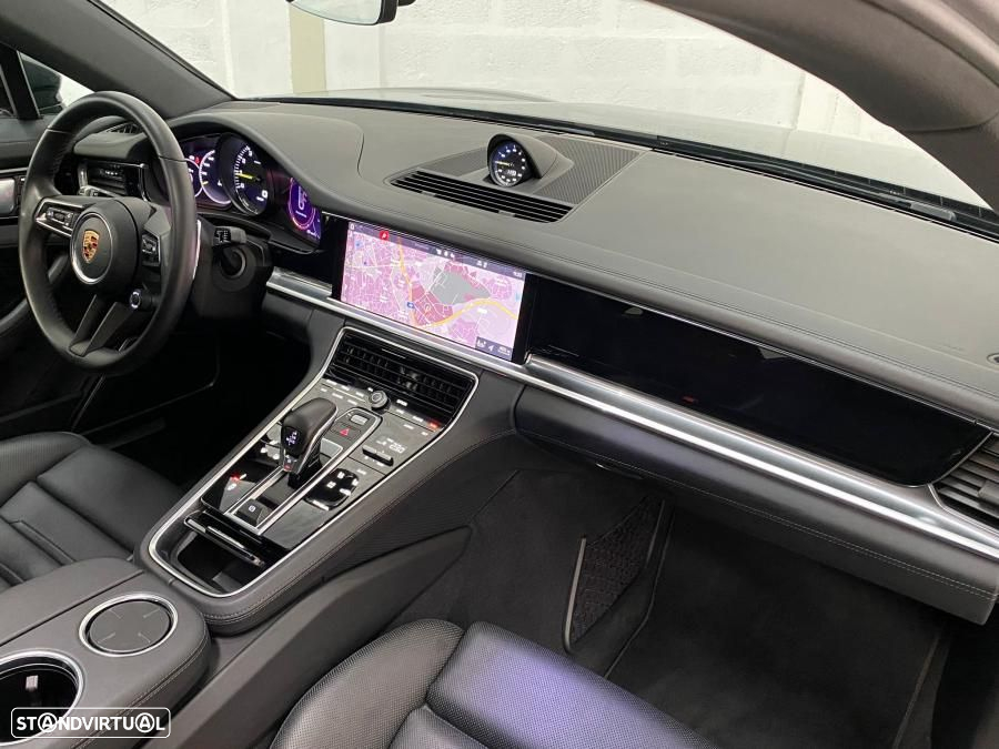 Porsche Panamera 4 E-Hybrid Platinum Edition - 24