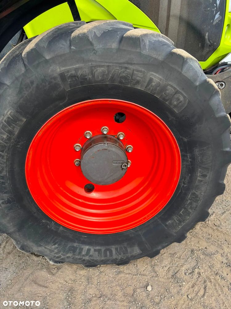 Claas AXION 810 - 10