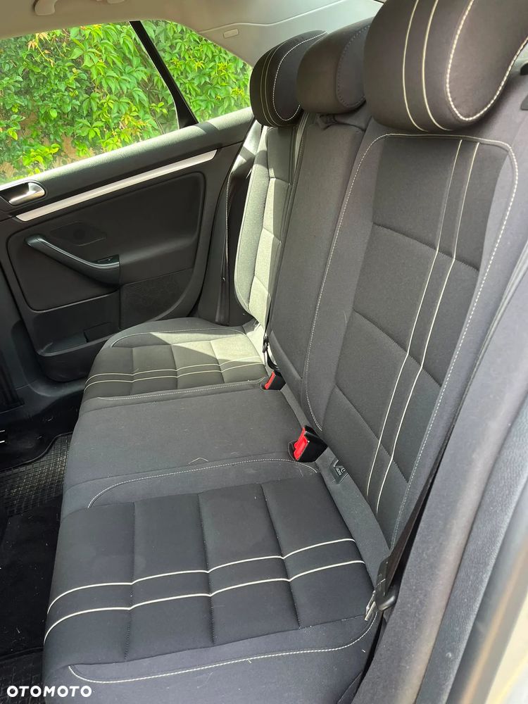 Volkswagen Jetta 1.4 TSI Comfortline - 3