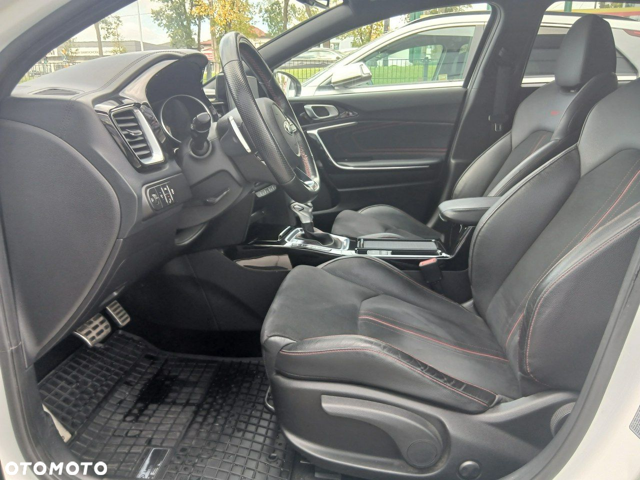 Kia ProCeed - 16