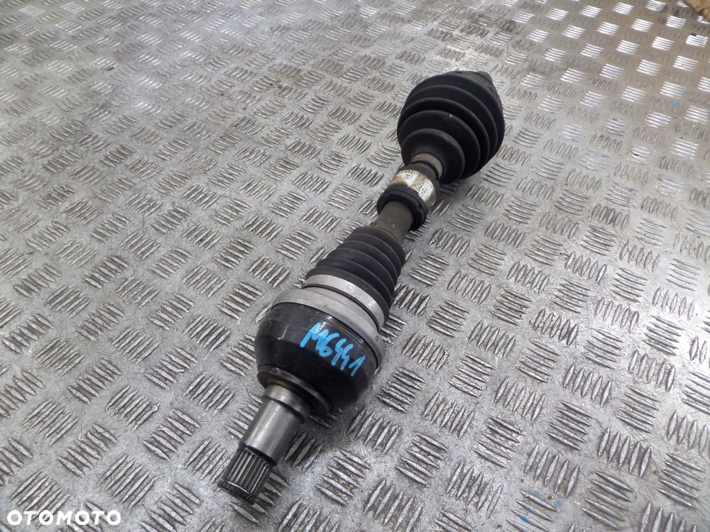 mercedes a35 w177 amg półoś lewa przednia a1773309401 - 1