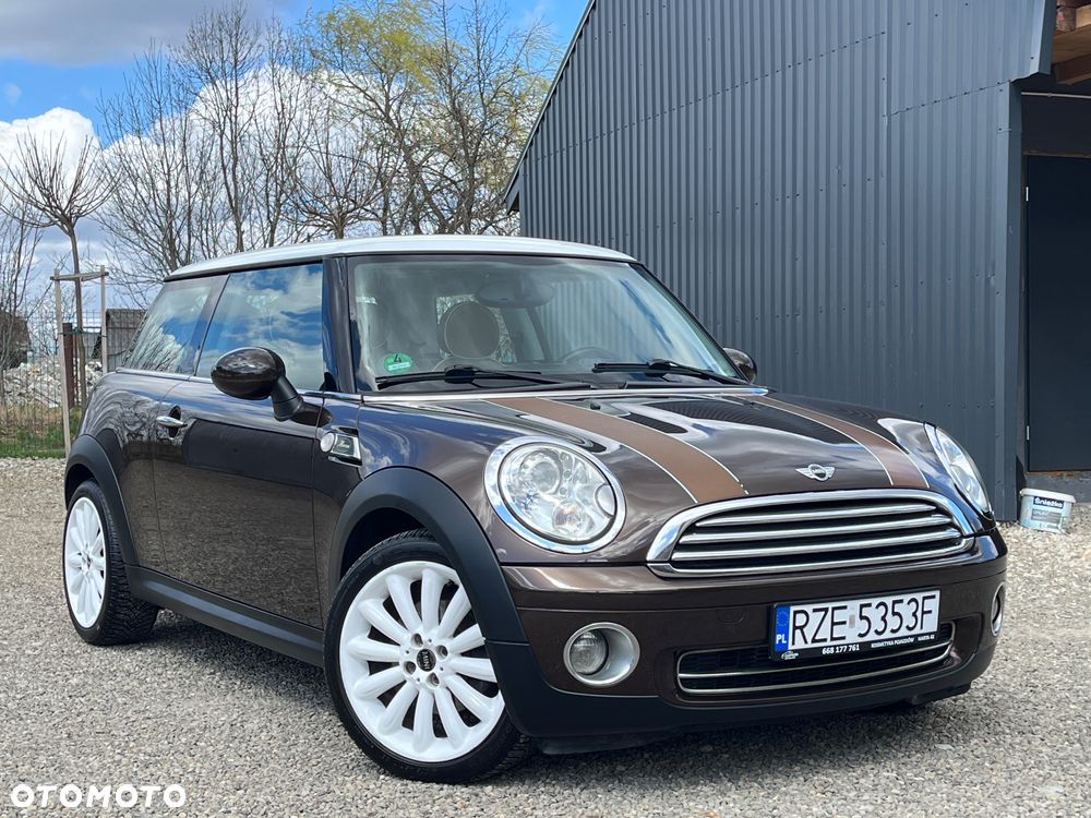 MINI Cooper 50 Mayfair - 1