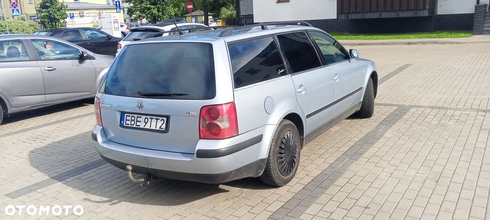 Volkswagen Passat 1.9 TDI Basis - 3